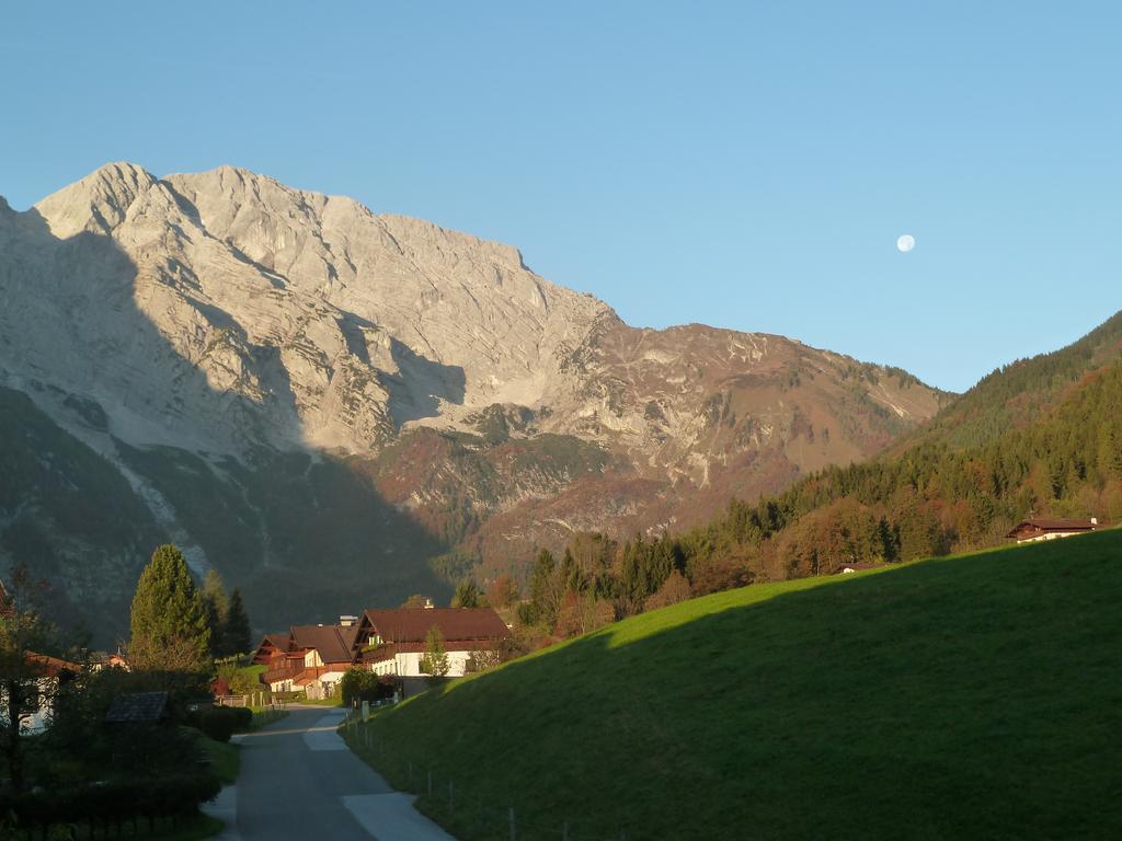 Penzion Schoene Aussicht Kuchl